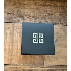Givenchy Prisme Libre Loose Powder 3 Voile Rosé 4-in-1 Harmony Radiance Italy